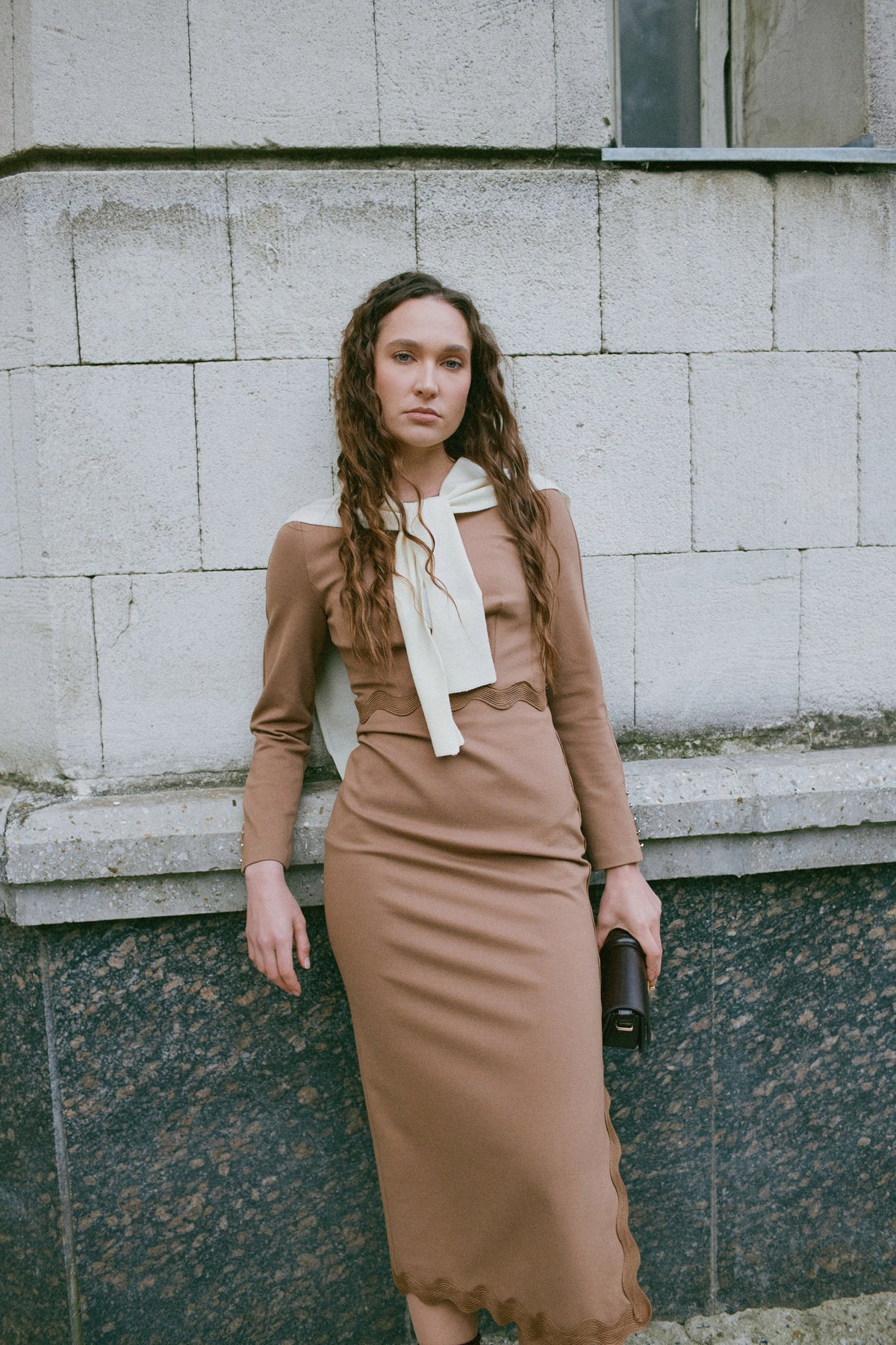 Amélie Mocha Midi Dress
