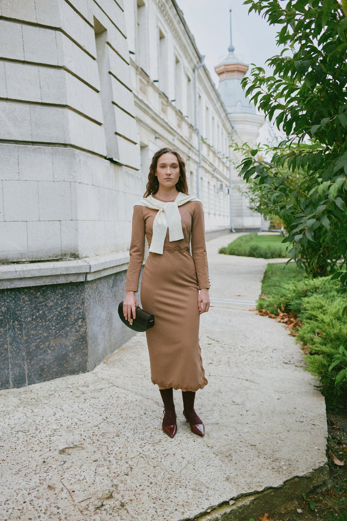 Amélie Mocha Midi Dress
